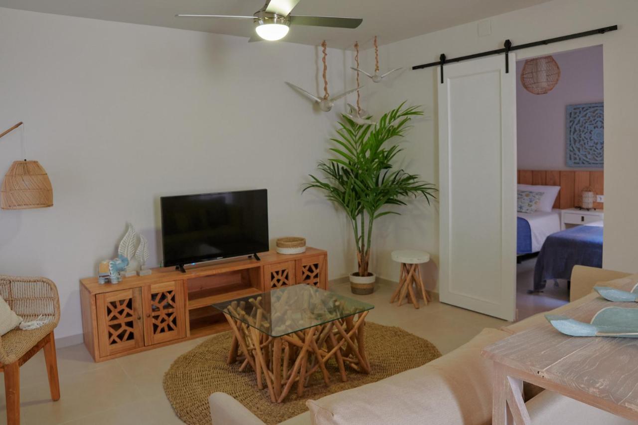 Dharma Experience Cambrils Facebook Apartment Luaran gambar