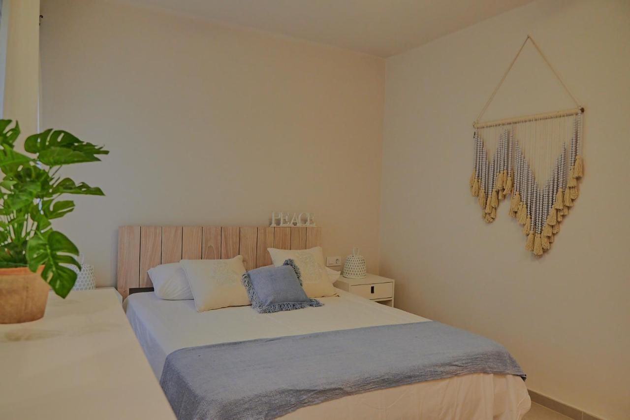 Dharma Experience Cambrils Facebook Apartment Luaran gambar