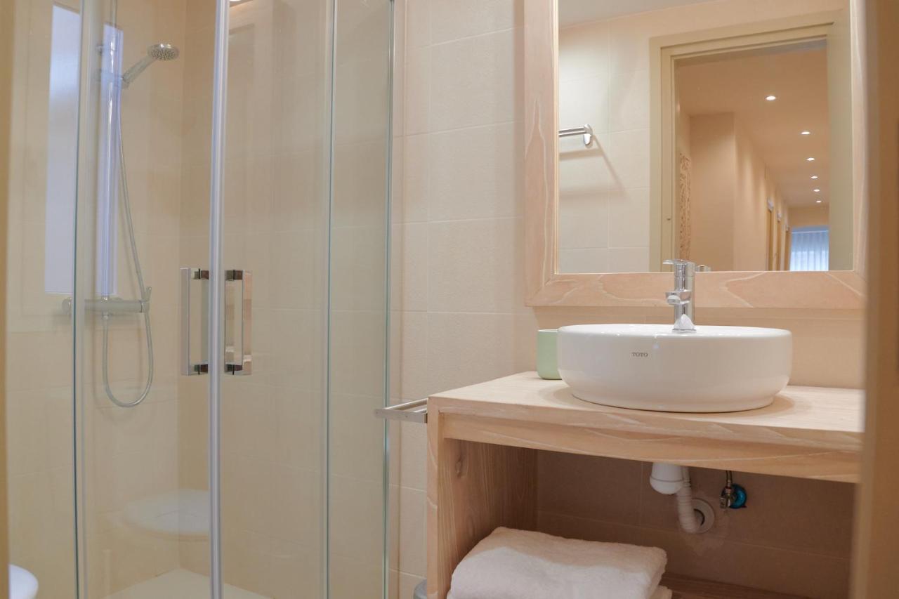 Dharma Experience Cambrils Facebook Apartment Luaran gambar